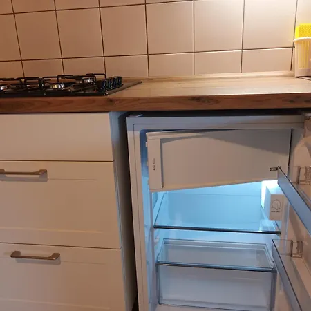 Apartman Away From *